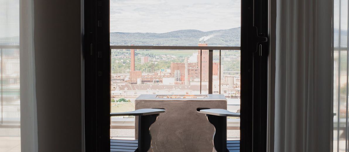 Chambre avec terrasse | Room with terrace | Fireplace | Quebec city | Vieux-Quebec