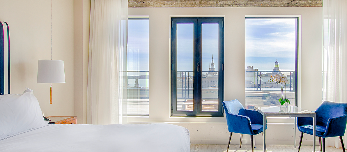 Chambre classique avec terrasse | Classic room with terrace | Monsieur Jean Hotel Particulier | Old Quebec
