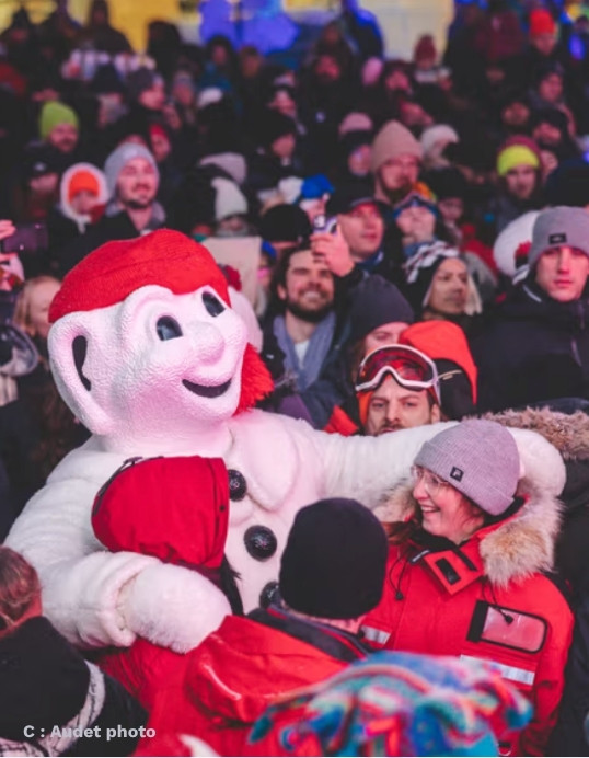 Québec Winter Carnival with Bonhomme’s illuminated Ice Palace and festive winter activities along Grande Allée.